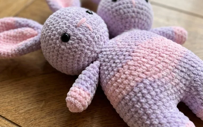 Creepy or Kawaii? This Two-Headed Crochet Bunny Amigurumi Is All About the Colors You Choose